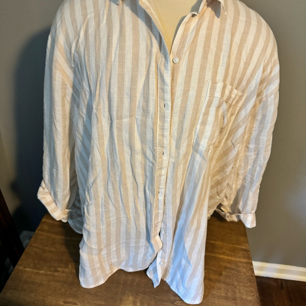 Linen-Blend Striped Boyfriend Shirt Never worn XXL Old Navy Beige and White